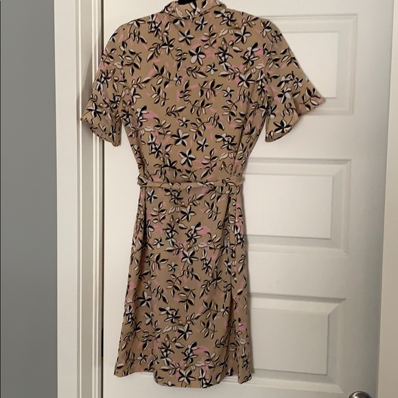 Banana republic - Picture 2 of 5